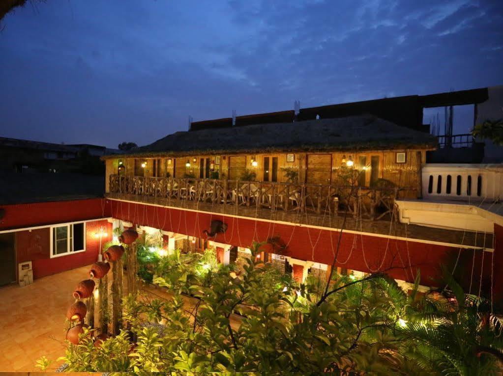 Heritage Hotel Lucknow Exterior foto